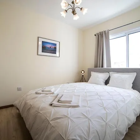 Modern 2 Bedroom, Sea View Apartment. * Agios Tychonas