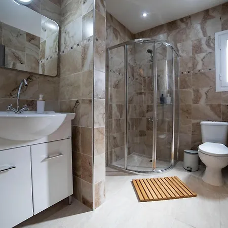 Apartament Modern 2 Bedroom, Sea View Apartment. Agios Tychonas